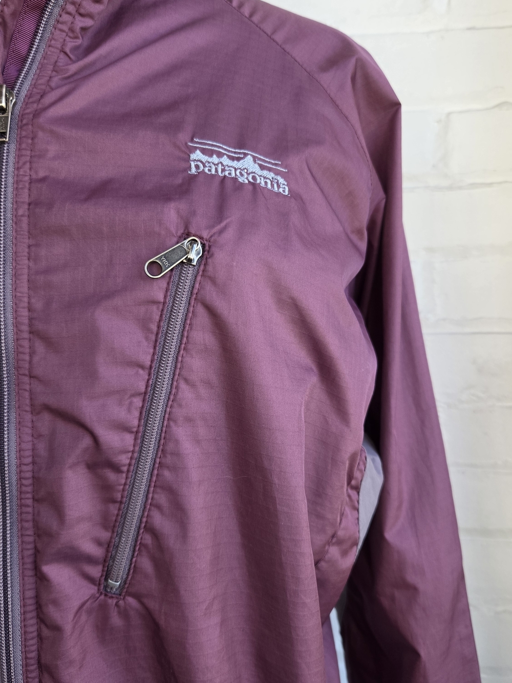 Vtg Patagonia Womens Lightweight Jacket Windbreaker Zip Up Purple Gray Size M - Picture 2 of 10